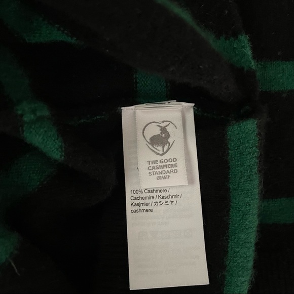 J. Crew Cashmere Crewneck small bow ribbon black - Picture 6 of 6